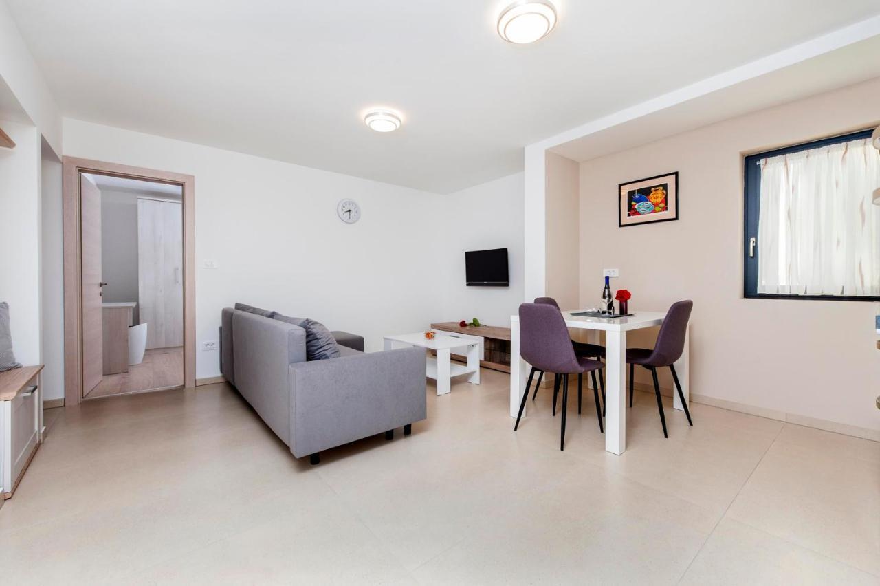Apartments Katarina Rovinj Exterior foto